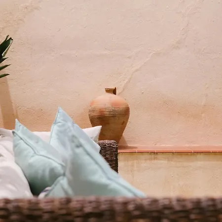 Ambb-private Patio-steps Away From Old Town Daire Málaga