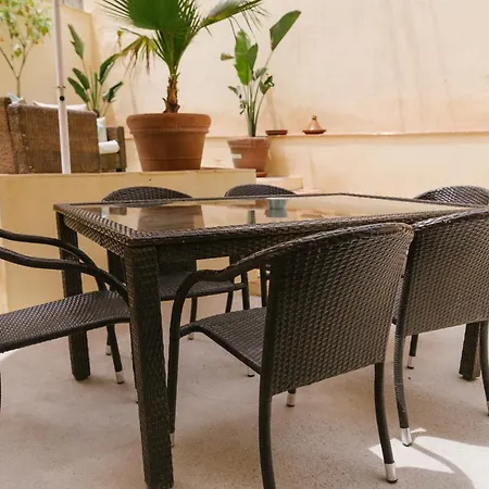 Ambb-private Patio-steps Away From Old Town Apartment