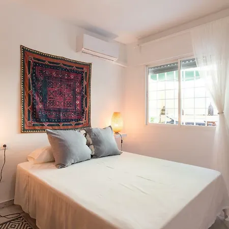 Daire Ambb-private Patio-steps Away From Old Town Málaga