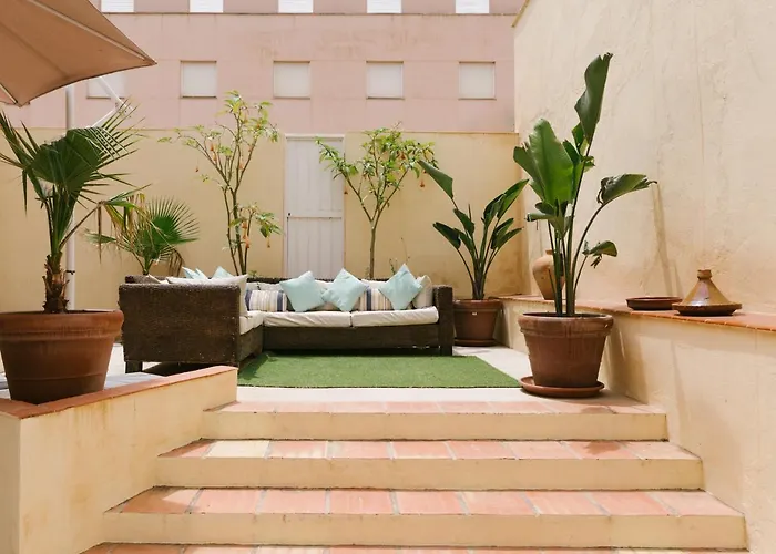 Ambb-private Patio-steps Away From Old Town Apartment