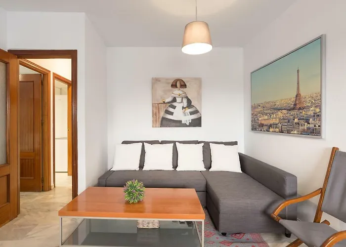Apartment Ambb-private Patio-steps Away From Old Town Málaga